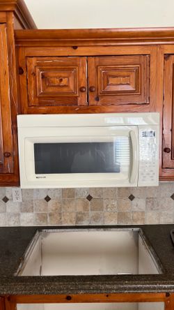 Jenn-air microwave