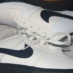 Brand new Nike shoes