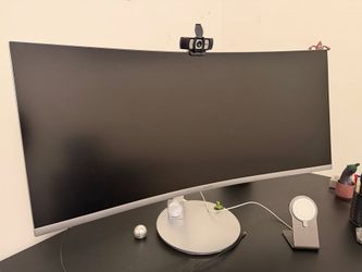 34" Ultrawide Monitor