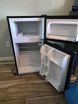Fridge for sale $100 obo