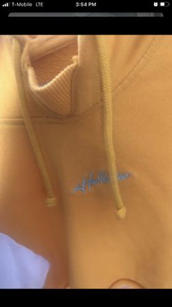 Hollister crop too sweater