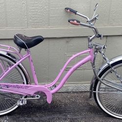 Women’s 26”Schwinn Bike low rider 