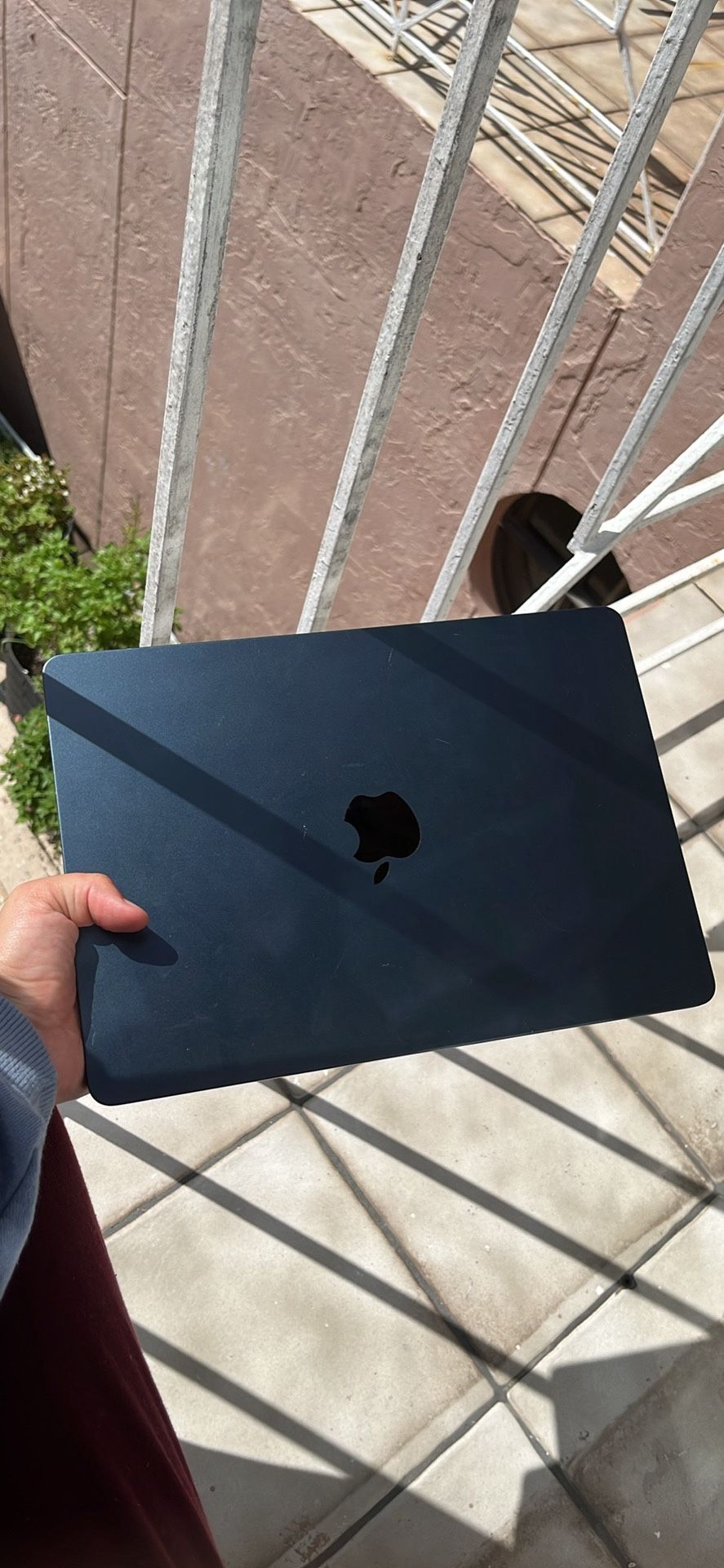 MacBook M2 2024