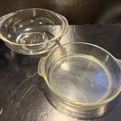 Vintage PYREX Clear Glass 8” Cake Round and 2 Quart Casserole Baking Dish 