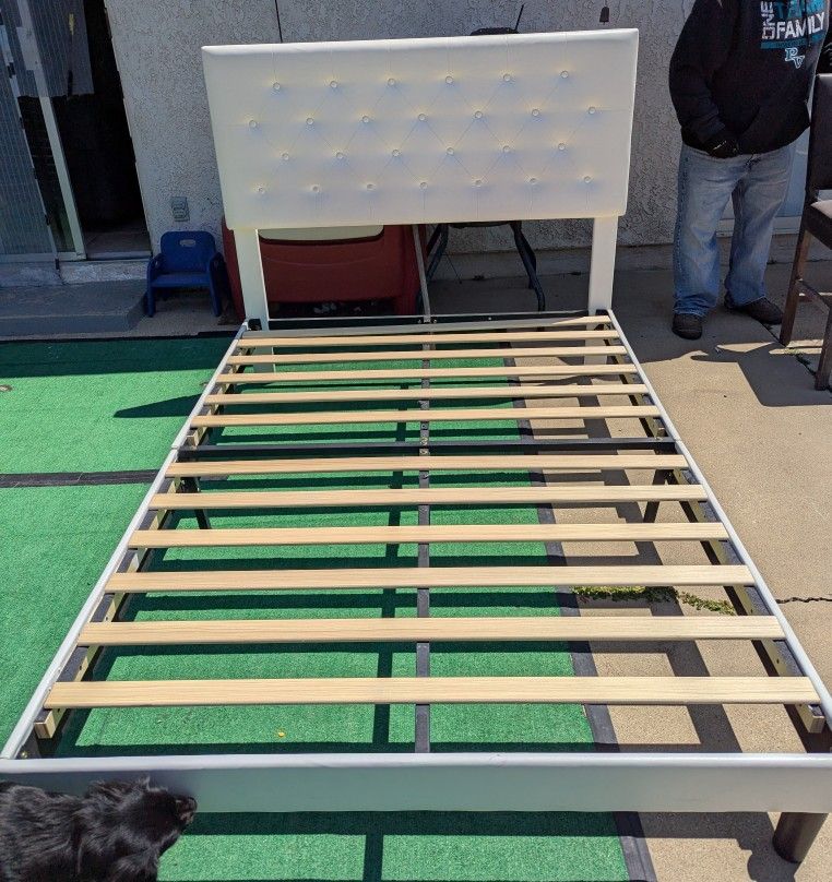 Full Size Bed Frame & Headboard