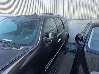07 gmc denali parting out