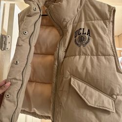 UCLA puffer Vest