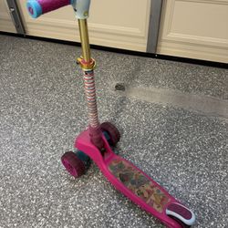 JETSON Disney Princess 3-Wheel Light-Up Kick Scooter ( Used )