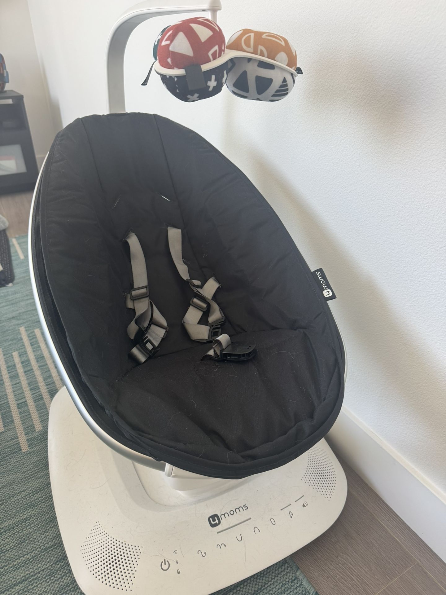 4moms mamaRoo Multi motion Smart swing