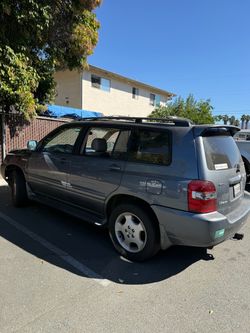 2004 Toyota Highlander
