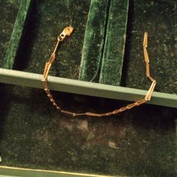 Paper Clip Design Gold Tone Necklace 