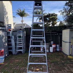Werner 10ft Step Ladder Aluminum 300 Lbs. Type 1A. 