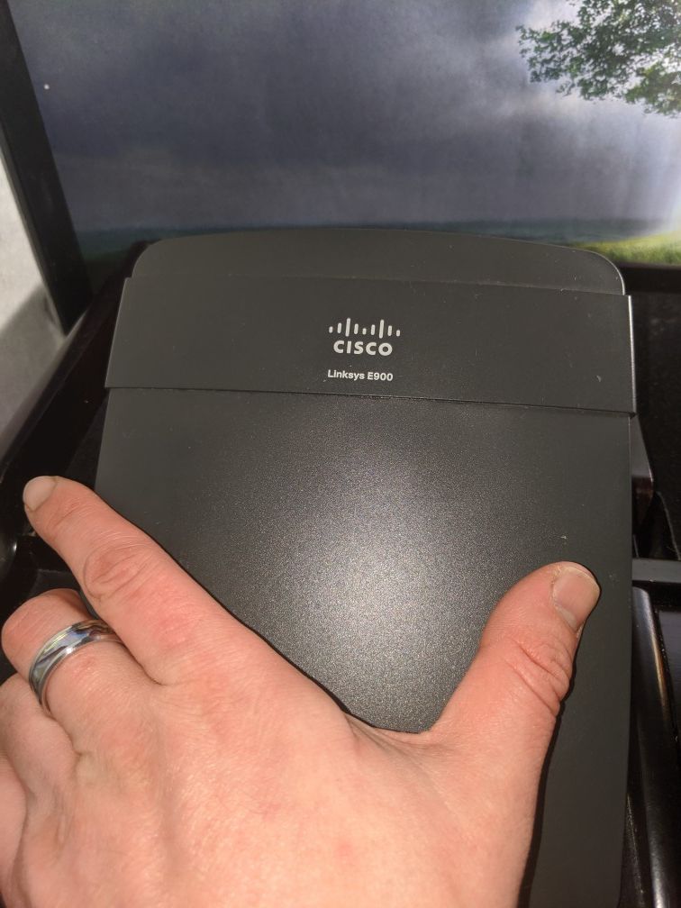 Cisco Linksys E900 Router