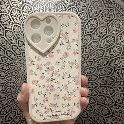 iPhone 14pro Max Heart Cream Case