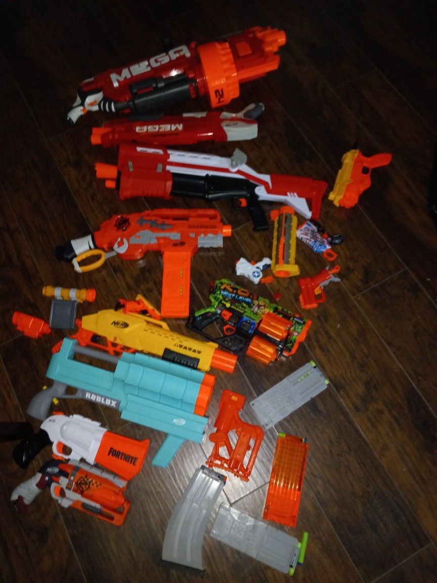 NERF GUNS