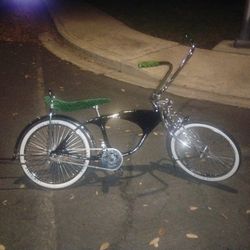 Old-school Schwinn Stingray Lowrider 