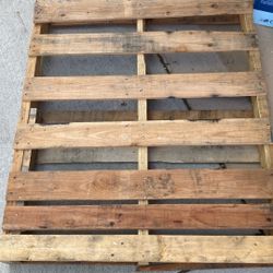 Free Wooden Pallet