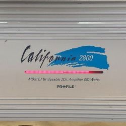 Old School Profile California 2800 Amp Rare Clean