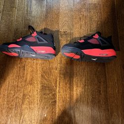 Jordan 4 Red Thunders Size 7 