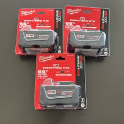 New Milwaukee M18 Battery 5.0 