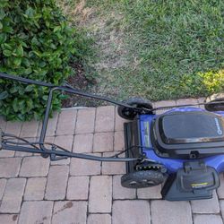 Electric lawn mower 