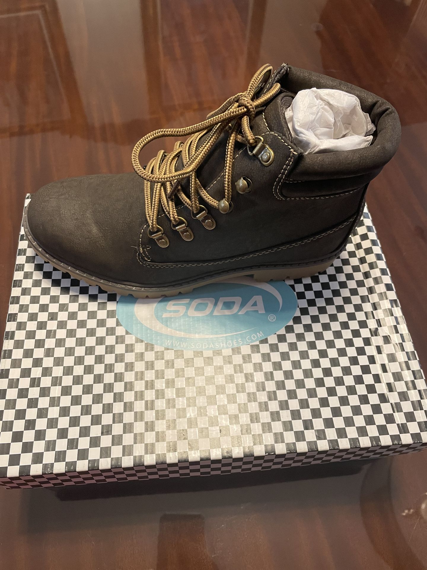 Girls boots Size 8