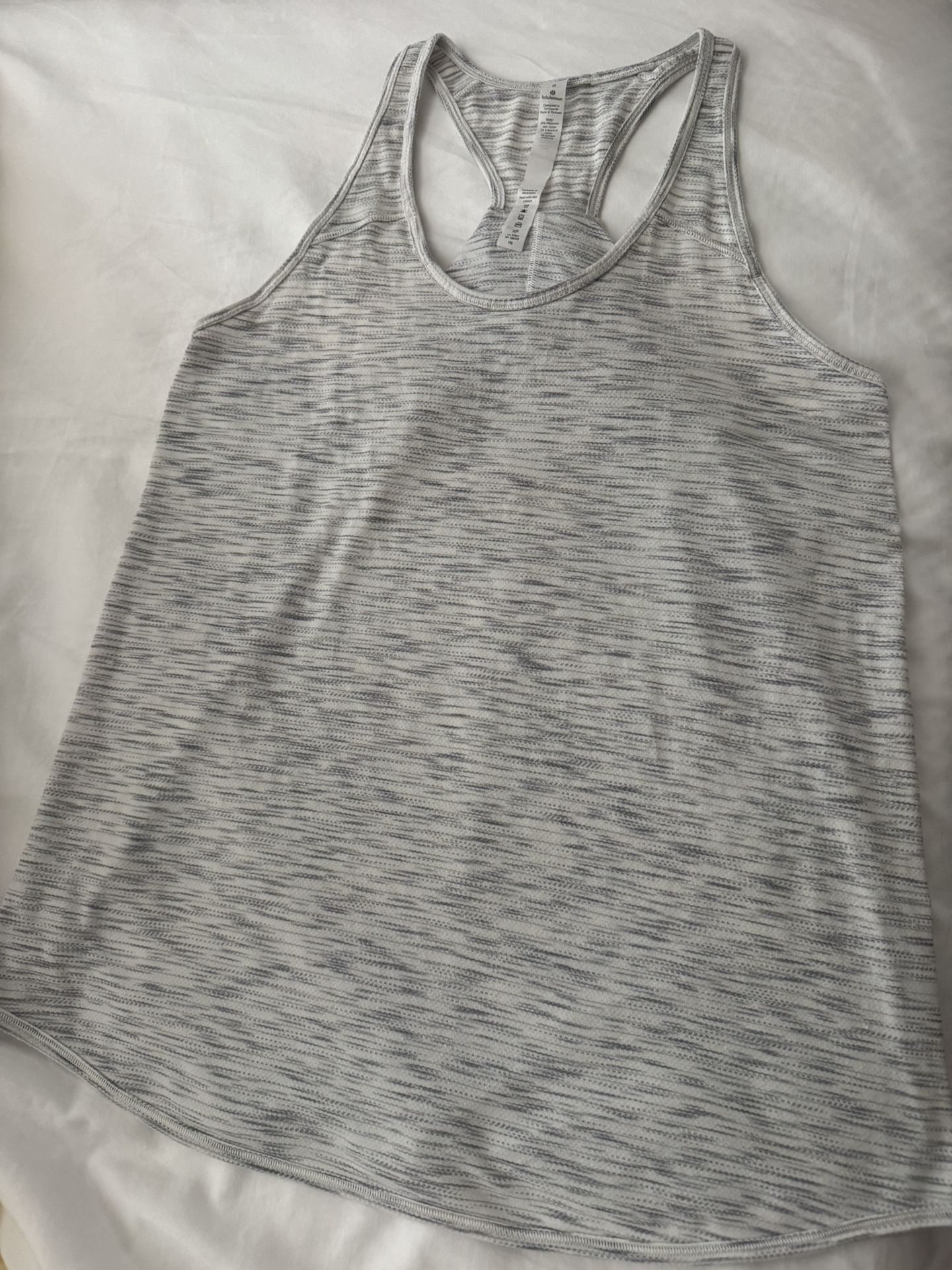 Lululemon Top Size 6