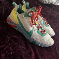 CLOSET SALE 🚨 NIKE REACT SIZE 10 MEN