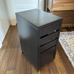 Filing Cabinet 