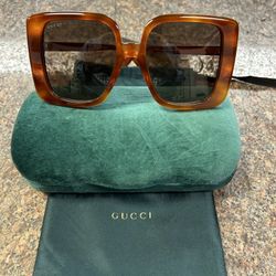 Women’s Gucci Sunglasses 