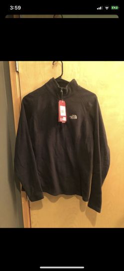 Women’s north face fleeces all size medium