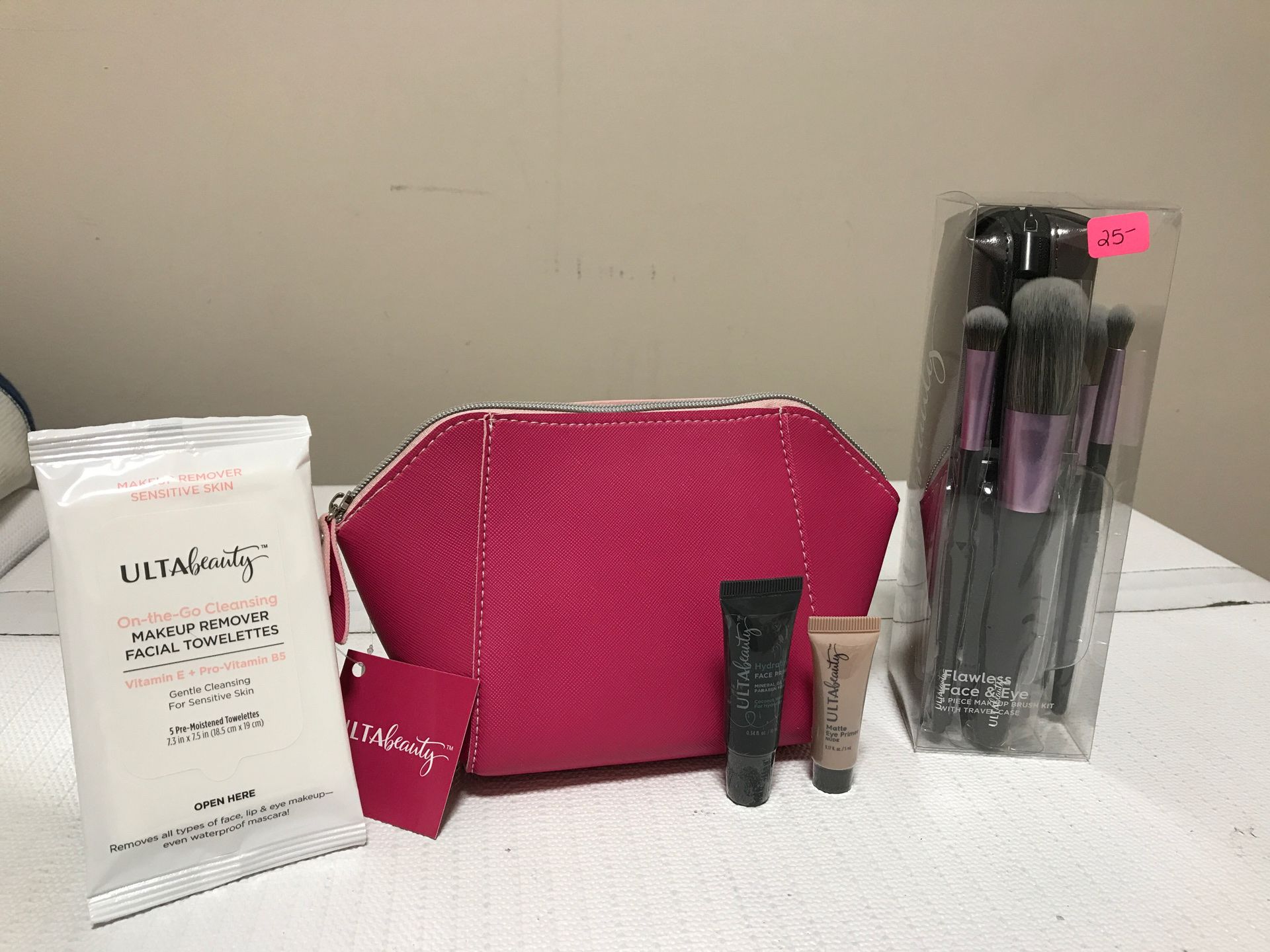 New Ulta Make-Up Brush Set with FREE Make-up Bag & Make-up