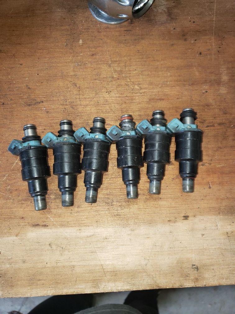 Denso Fuel injectors