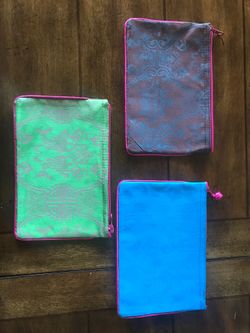 Chinese wallet/small bag