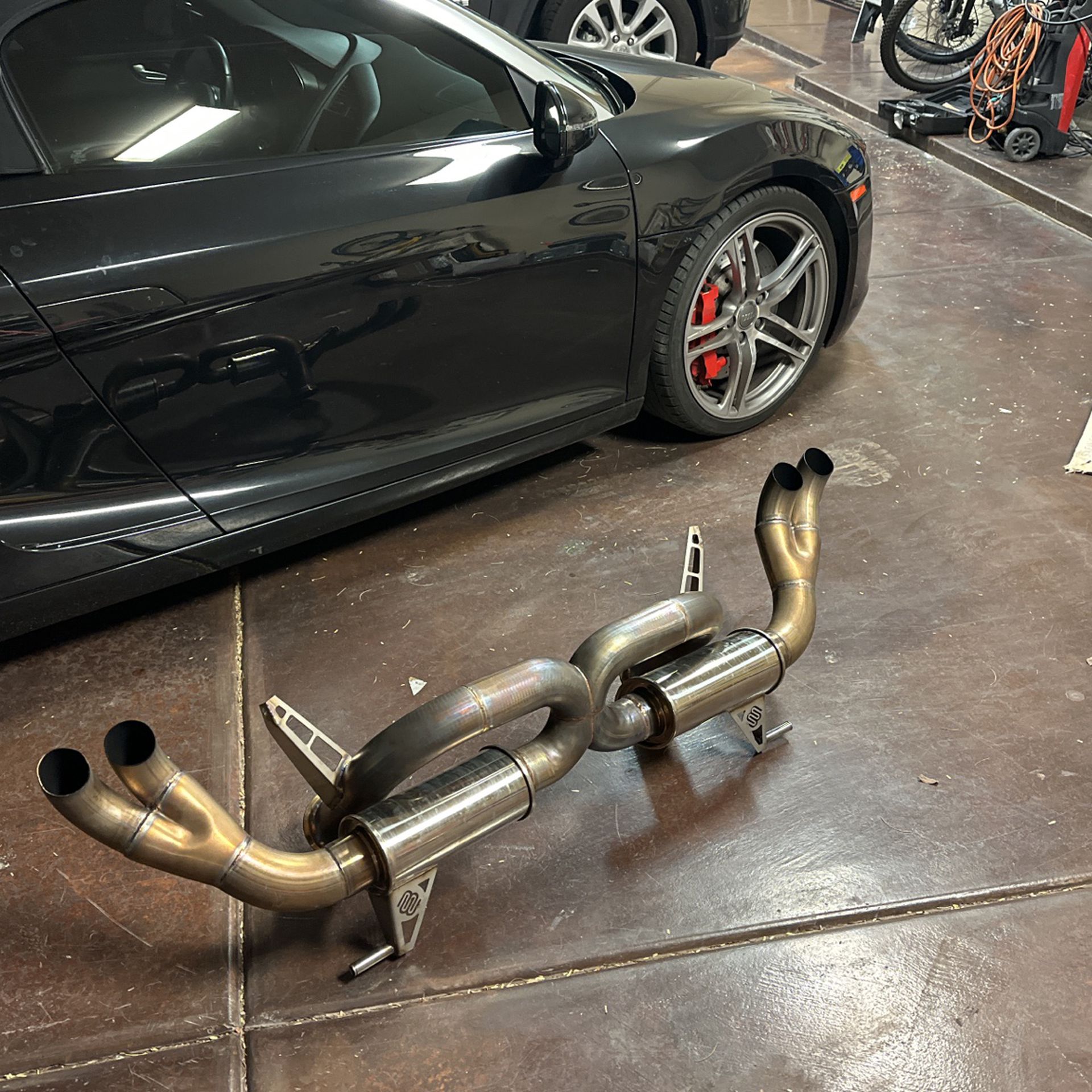 Audi R8 2012 High performance Factory Exhaust System