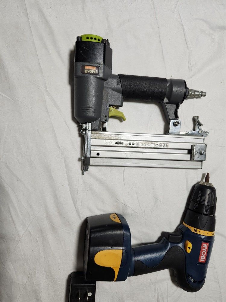 CORDLESS DRILL AND FINISHING NAILER