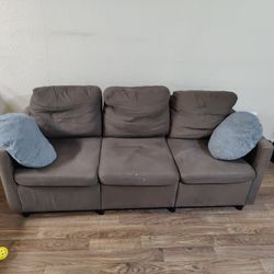 Couch/Sofa Set