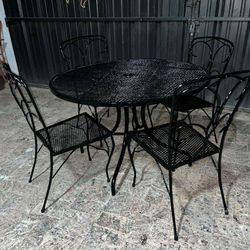 Metal Table & 4 Metal Chairs
