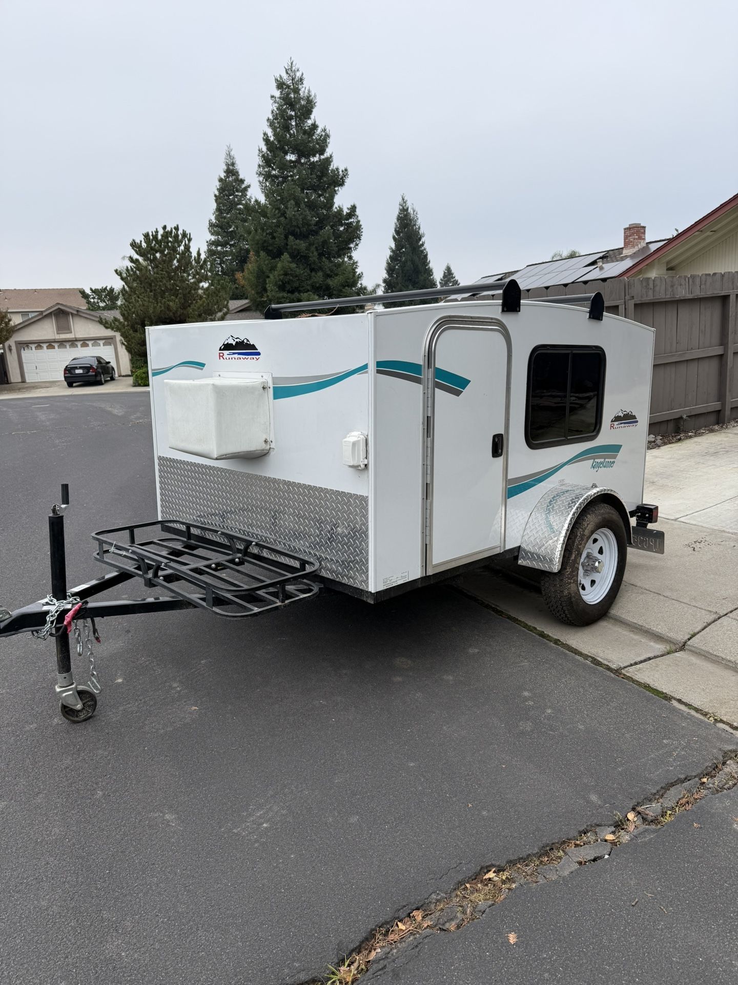Runaway Camping Trailer