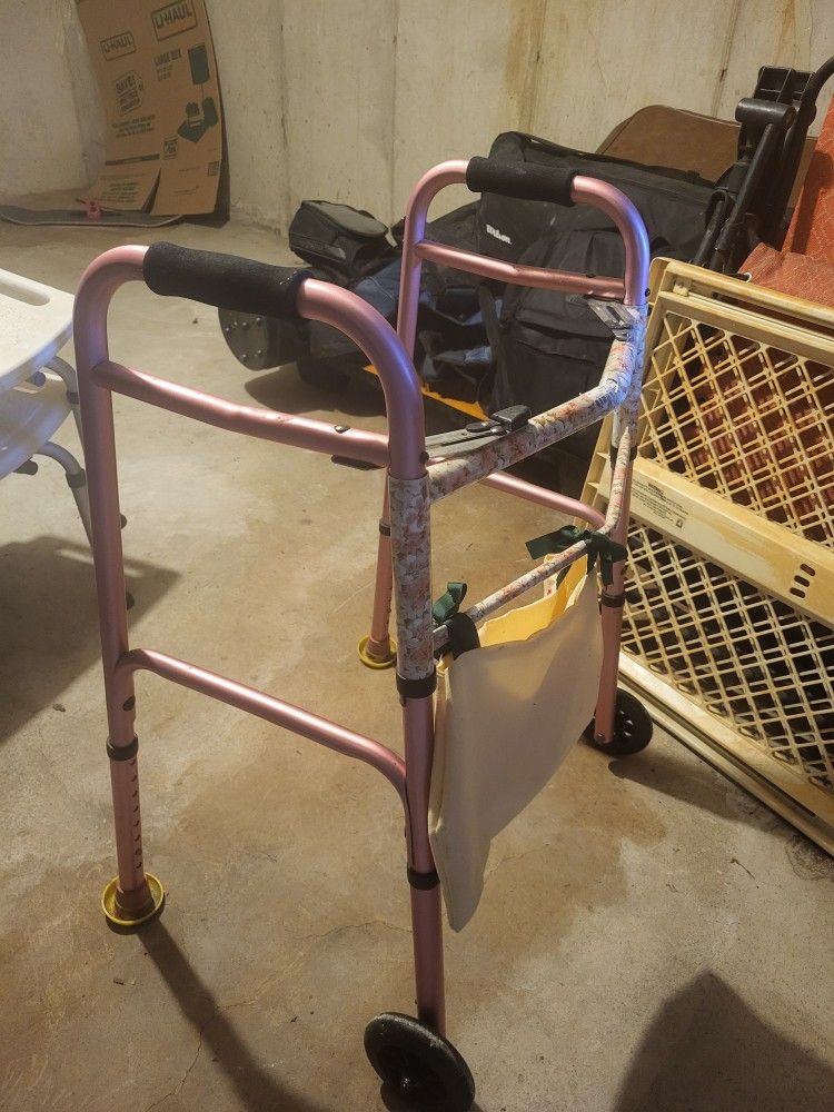 Folding Walker with Carry Bag