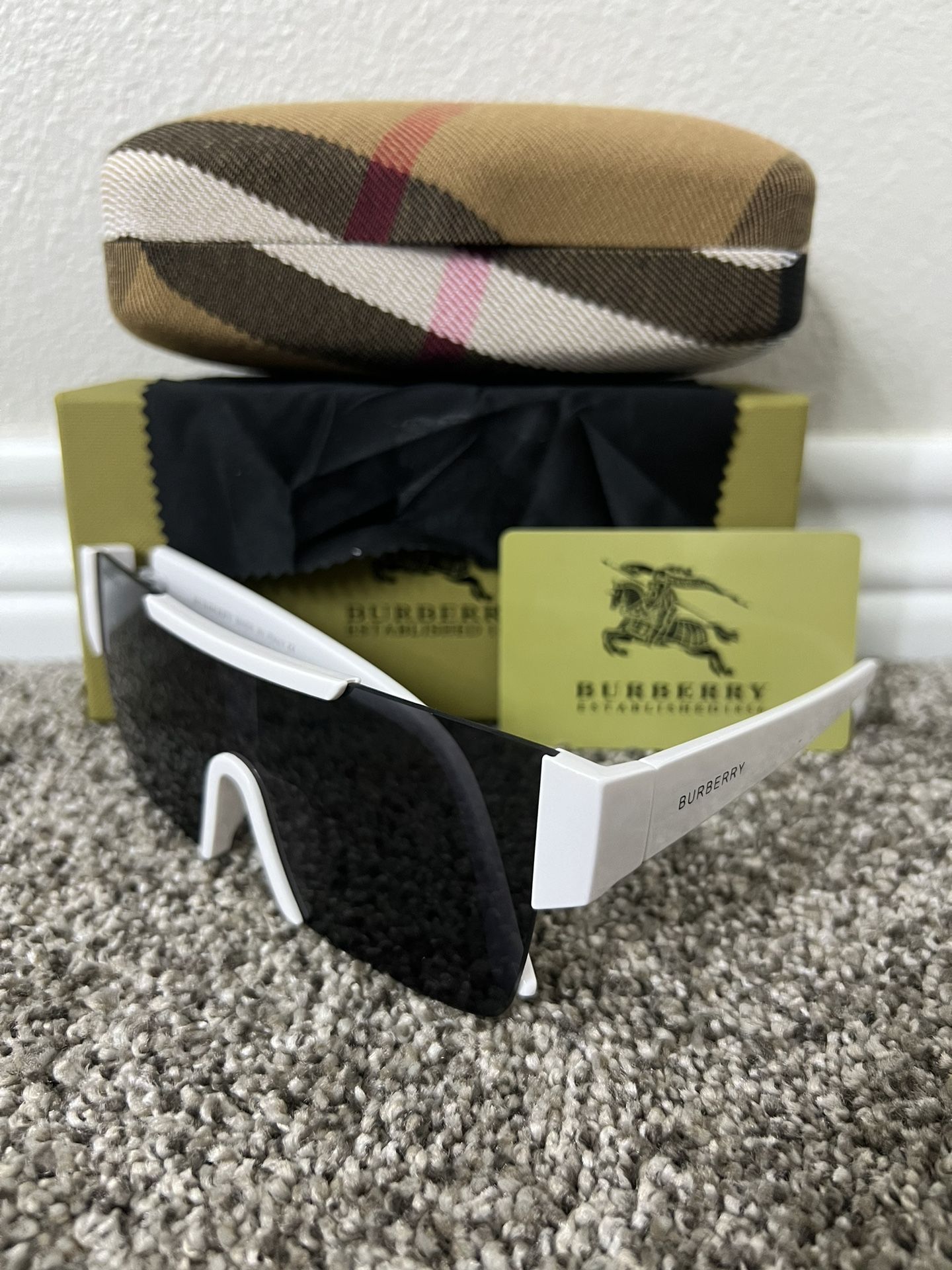 Burberry Sunglasses