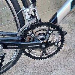 GIANT size 700 Speed 24 Frame 17