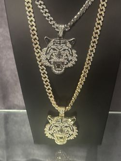 Gold plated. Tarnish free none fade Lion zircon necklace. You can wear it on two side 24 inches 