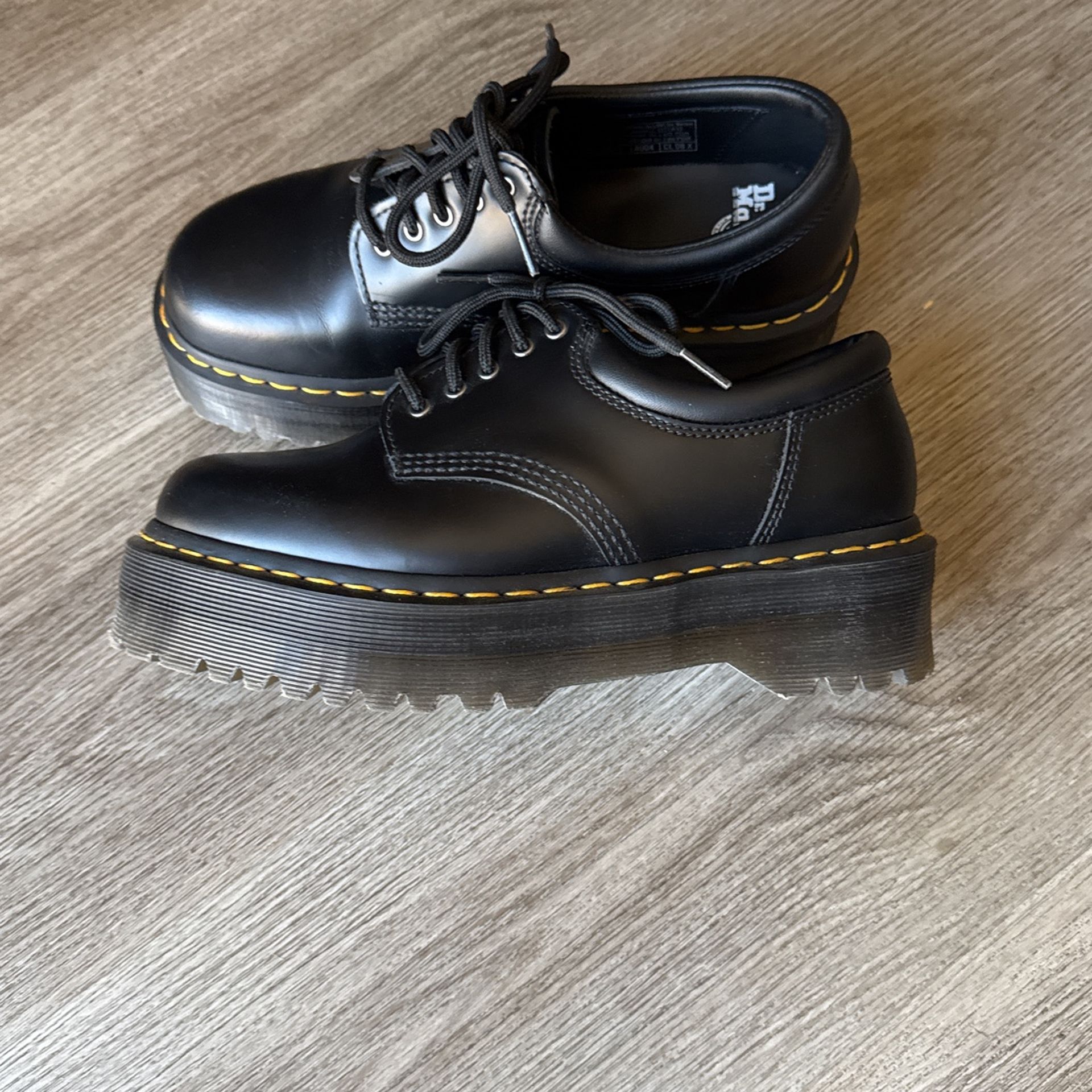 Dr Martens  LEATHER PLATFORM CASUAL SHOES