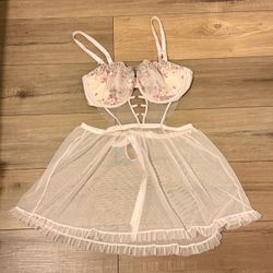 Victoria’s Secret pink floral sheer open Back heart Babydoll apron l