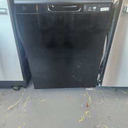 GE 24 Inch Dishwasher Black Stainless GDF450PGRBB