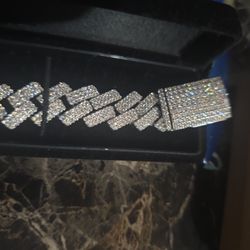 Starling Silver With Moissanite 