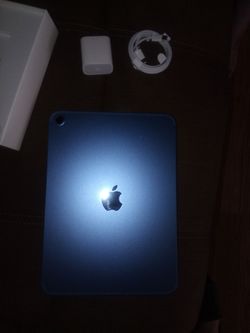 Apple iPad A16 128 Gigabytes 11 Inch screen