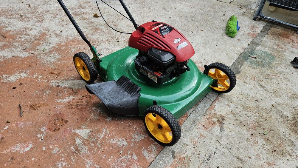 Lawn Mower Craftsman Briggs&Stratton Engine 5.5hp, 22"cut