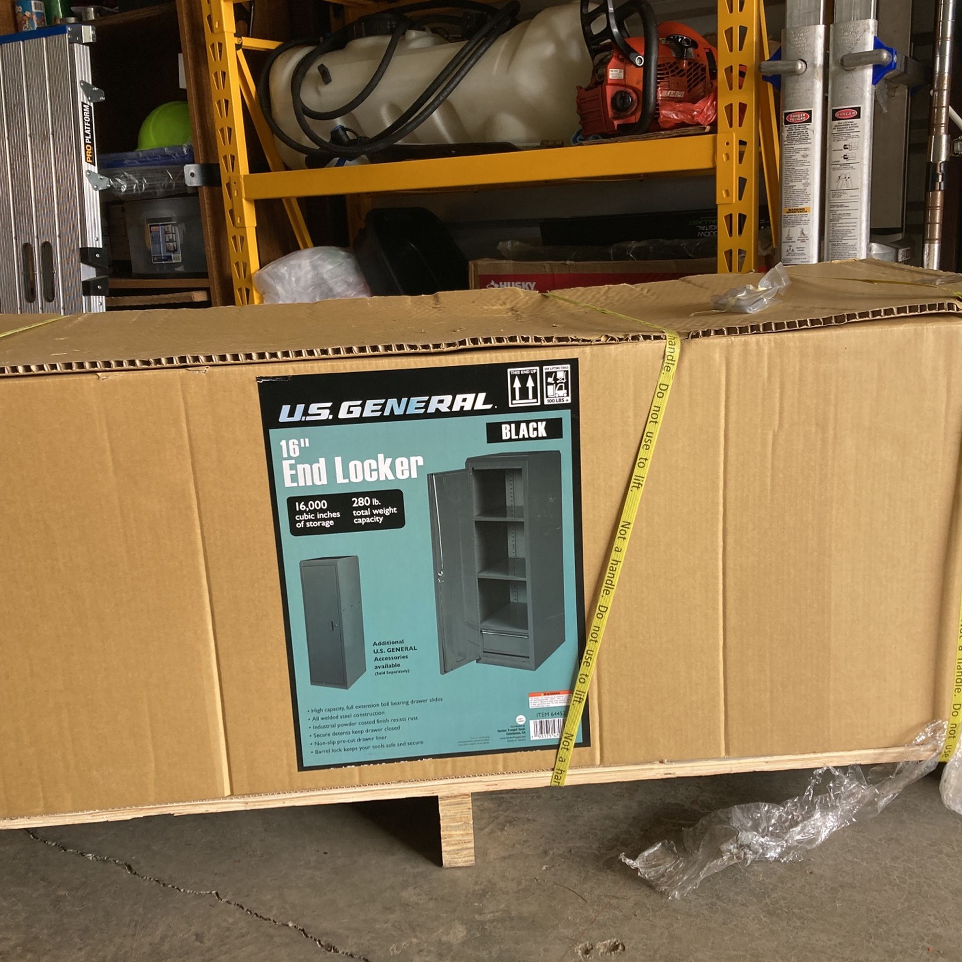16” End Locker